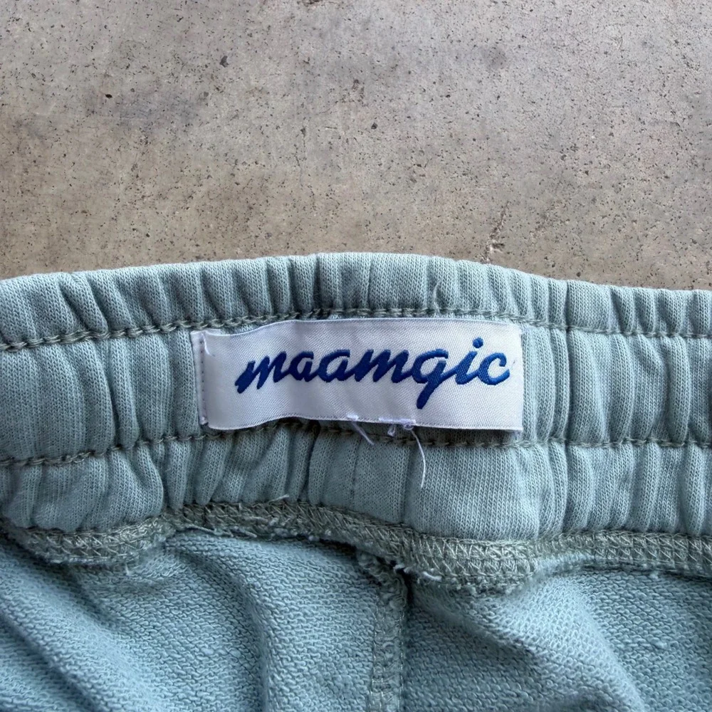 Maamgic Sweat Shorts Mens M Green Drawstring Elastic Waist Zipper Pockets Casual